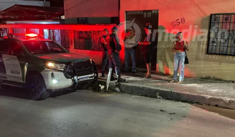 Idosa é encontrada seminua e morta em vila de quitinetes no bairro Coroado 3
