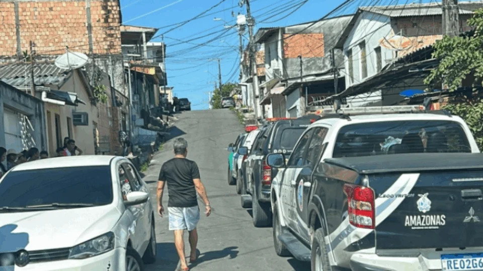 Criminosos invadem casa e matam  homem a tiros em Manaus