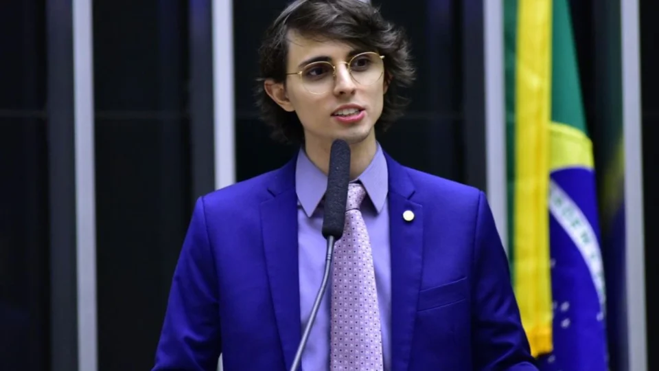 Pré-candidato à Prefeitura de Manaus, Amom Mandel abre mão de fundo eleitoral