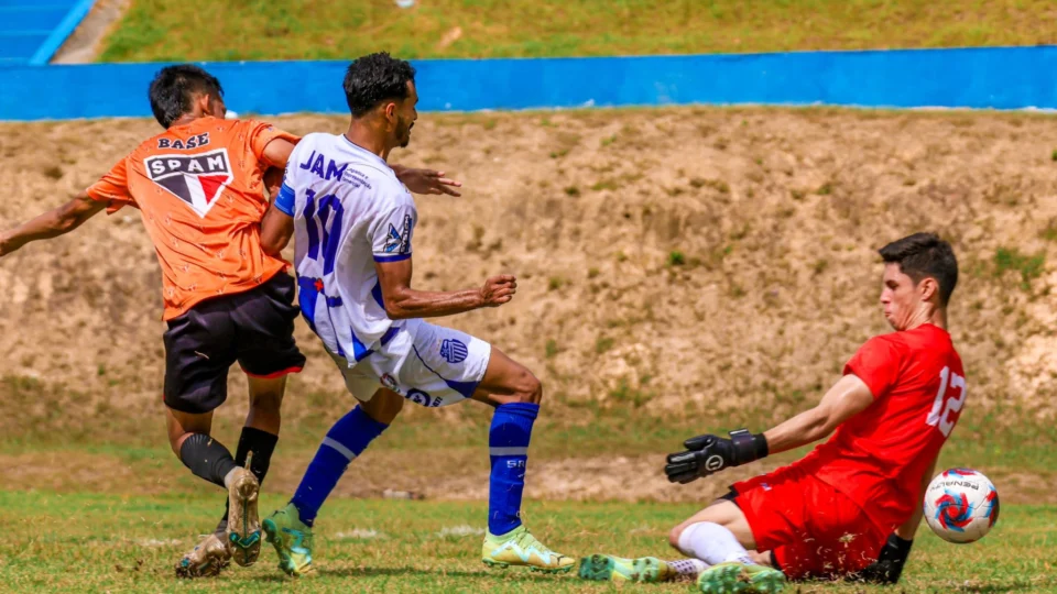 Em dia inspirado, São Raimundo vence São Paulo – AM por 2×1