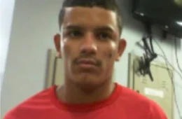 Polícia Civil divulga imagens de dois homens procurados por roubos distintos praticados em Manaus