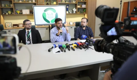 UEA lança editais do Vestibular 2024, acesso 2025, e SIS