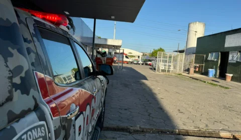 Homem é baleado no Jorge Teixeira e socorrido para o Platão Araújo