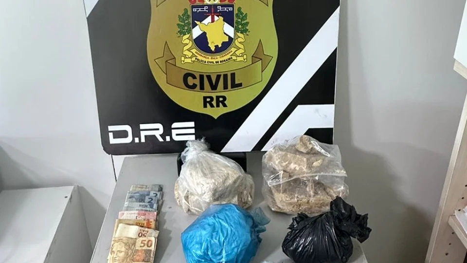 Polícia Civil prende homem com crack e skunk no Murillo Teixeira
