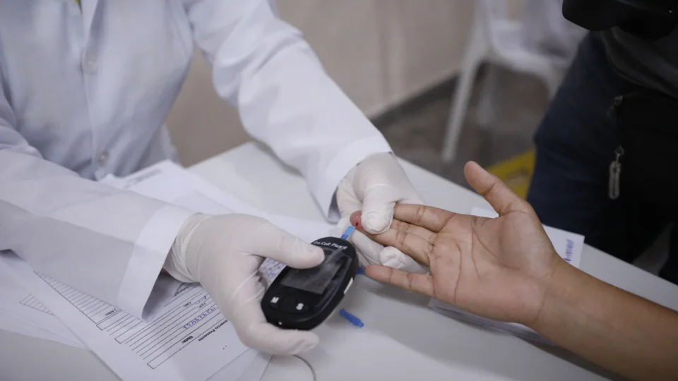 Sétima edição do Governo Presente vai ofertar serviços de cidadania, saúde, crédito e lazer para moradores da zona leste de Manaus