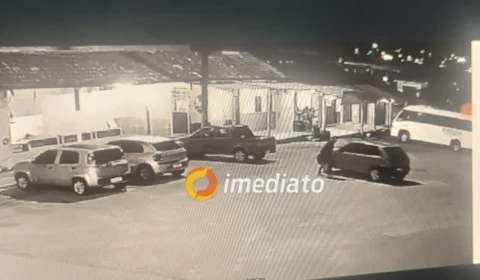 VÍDEO: família solicita ajuda para encontrar carro roubado no bairro São José 1