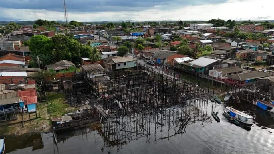 Prefeitura de Nhamundá se solidariza e presta ajuda às famílias atingidas por incêndio no município