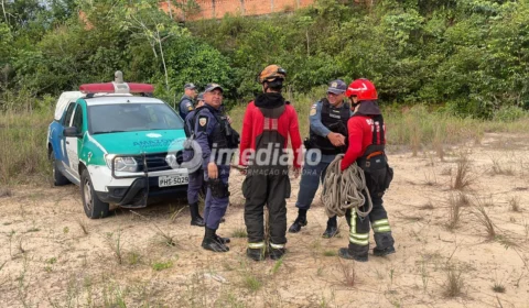 Moradores do Tarumã encontram corpo boiando em igarapé