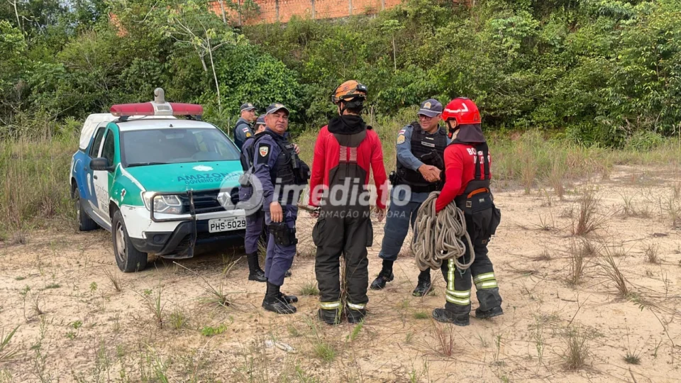 Moradores do Tarumã encontram corpo boiando em igarapé