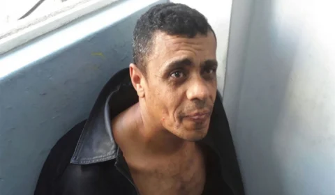 Transferência de Adélio Bispo para hospital psiquiátrico é suspensa