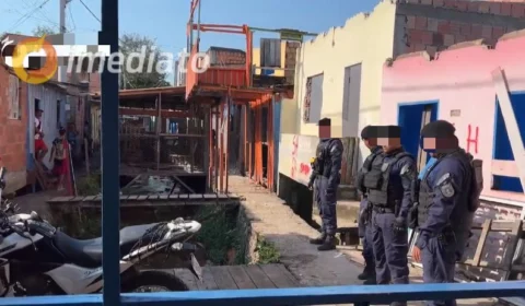 Residências estão sendo esvaziadas por causa de construção de supermercado no bairro Crespo, diz moradores