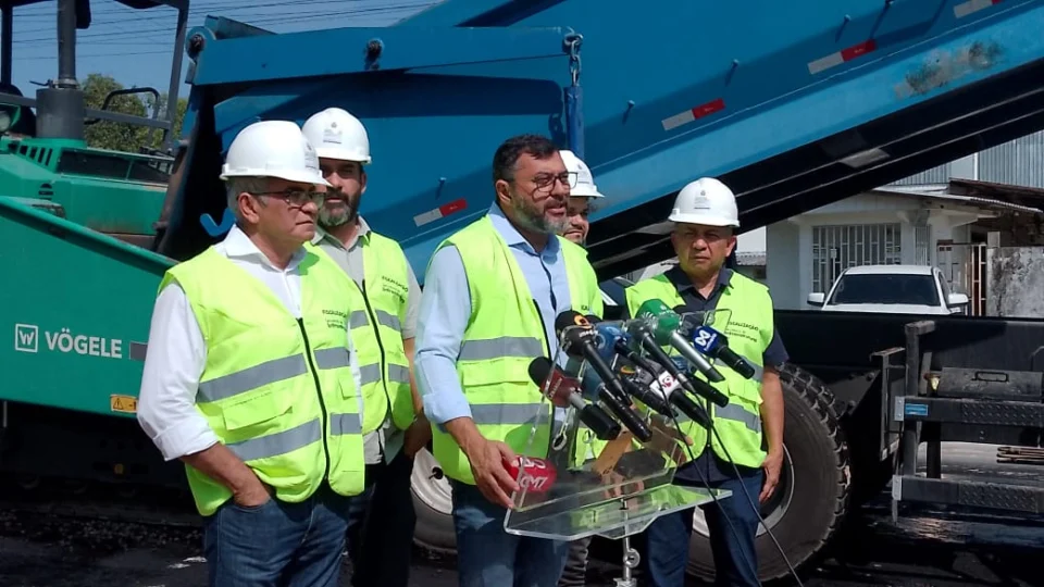 Governador Wilson Lima vistoria retomada das obras da rodovia AM-010