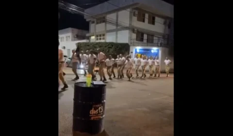 ‘Cabra safado, petista, maconheiro’, PMs fazem marcha polêmica em MG; Veja vídeo