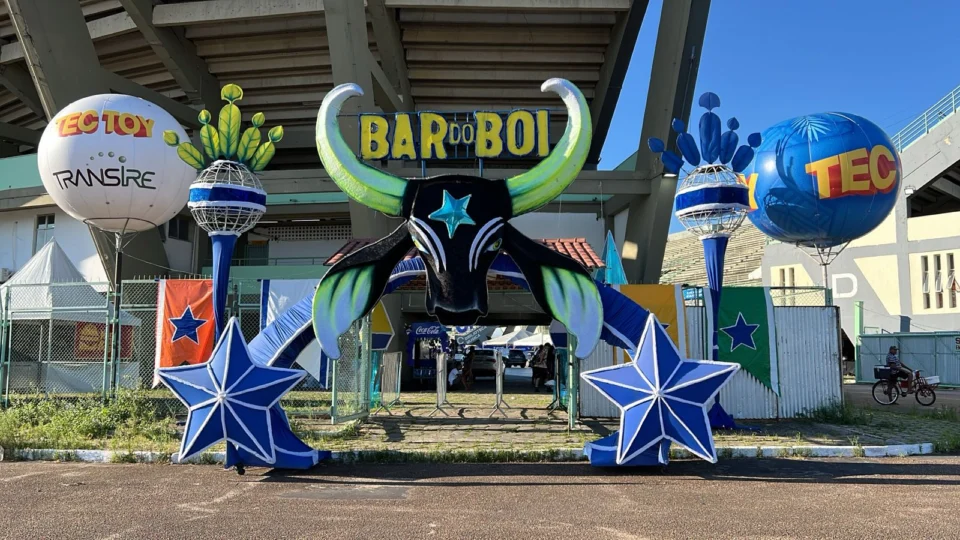 Boi Caprichoso celebra tricampeonato com festa da vitória em Manaus neste sábado (6)