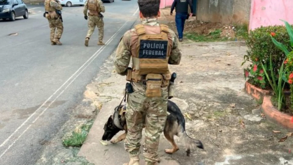 Operação cumpre 29 mandados de prisão contra suspeitos de controlar tráfico de drogas no Centro de Boa Vista