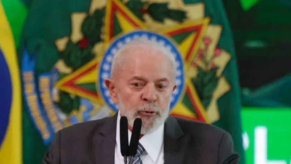 Lula é acusado de glorificar pedofilia após comentário sobre casamento de homem com menina de 12 Anos