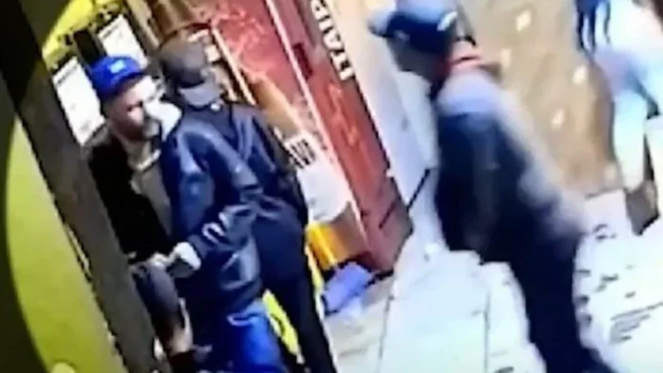 Assessor de MC Livinho é morto em bar na zona norte de São Paulo; Veja vídeo