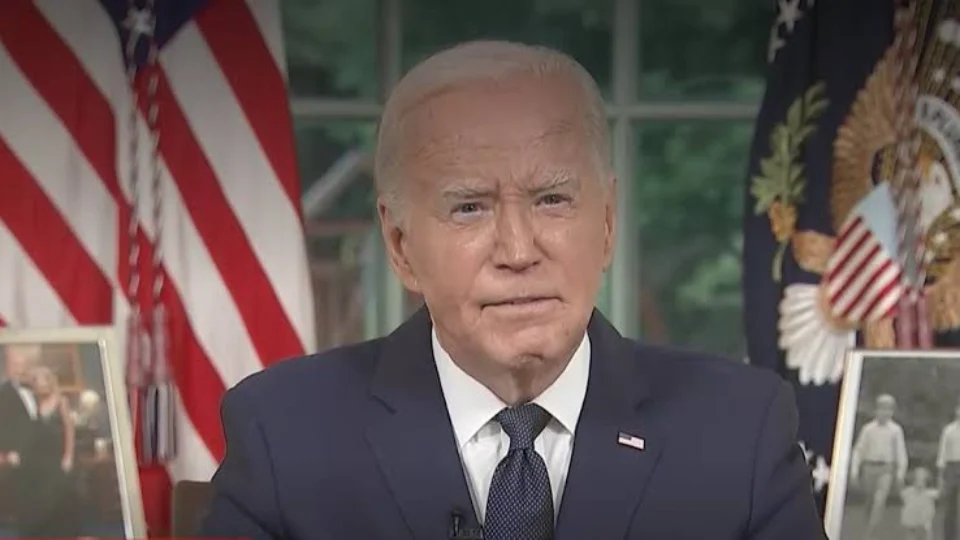 Joe Biden anuncia desistência da candidatura à reeleição
