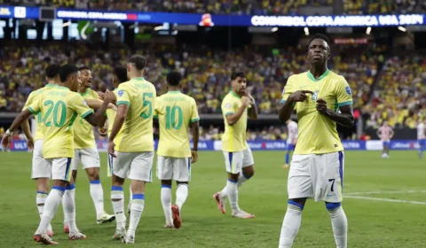 Copa América: Brasil encara Colômbia de olho na liderança do Grupo D