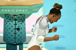 Rebeca Andrade é prata no salto e se torna maior medalhista brasileira em uma única olimpíada