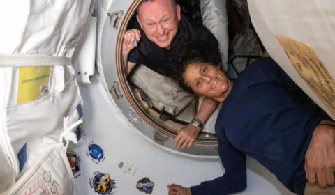 Astronautas ‘presos’ no espaço só voltam à Terra em 2025, diz Nasa