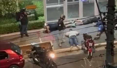 VEJA VÍDEO: bandidos obrigam reféns a deitar no chão durante assalto