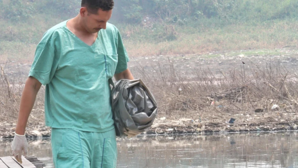 Cabeça humana é encontrada em saco de lixo no bairro educandos