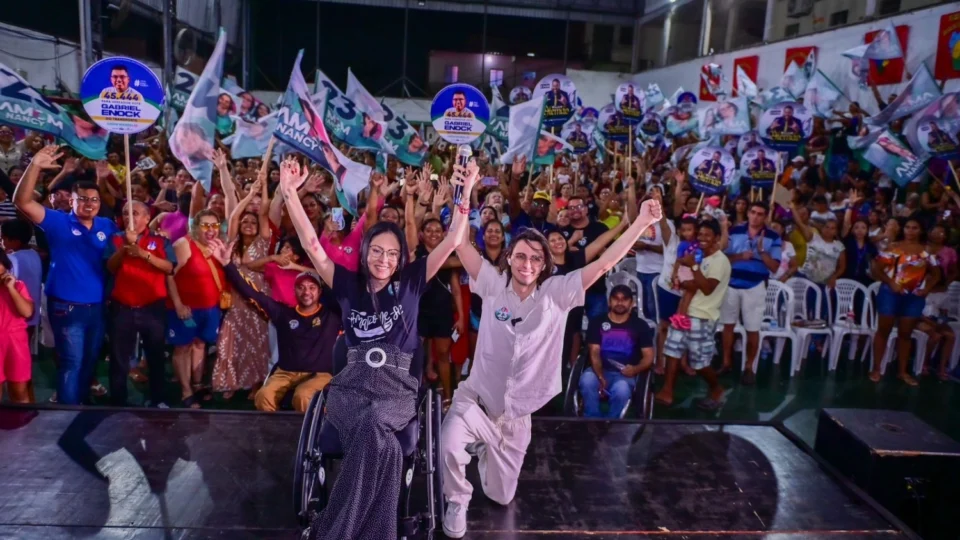 Amom Mandel reúne mais de mil pessoas em reunião na Zona Leste de Manaus