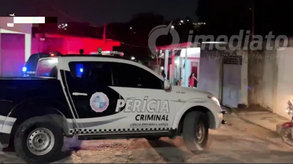 Jovem é executado com vários tiros na cabeça no bairro Jorge Teixeira