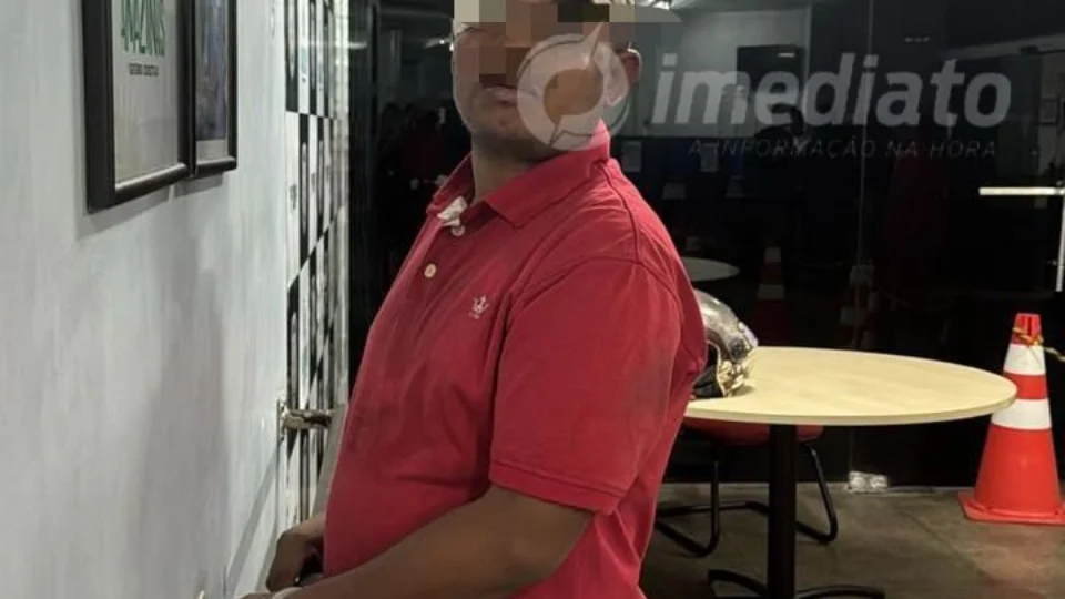 Polícia prende homem por realizar furtos em ônibus em Manaus