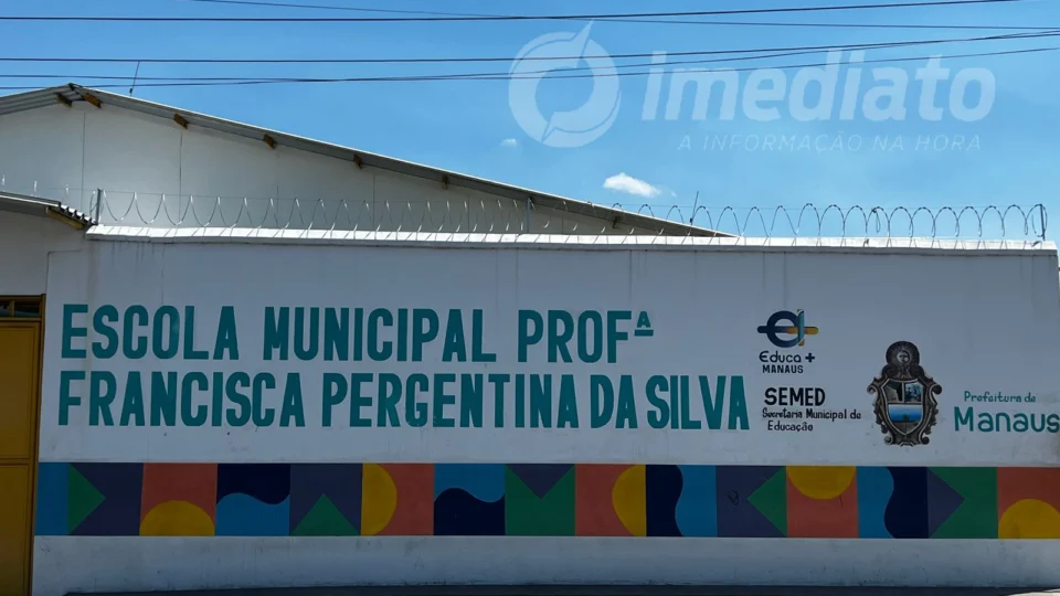 Mãe denuncia que criança autista foi impedida por professora de entrar na escola em Manaus