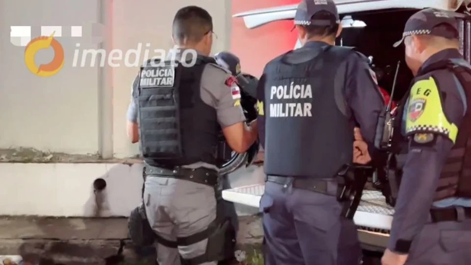 Dupla é presa após realizar assaltos no bairro Monte Sinai