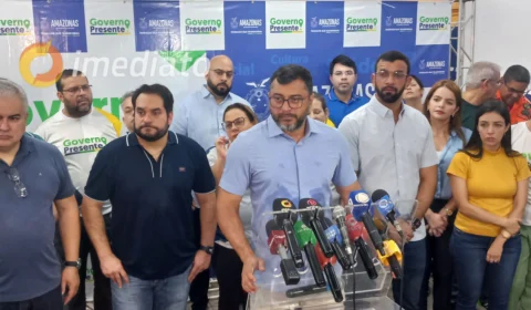 Wilson Lima acompanha serviços ofertados na 13ª edição do programa Governo Presente, na zona leste