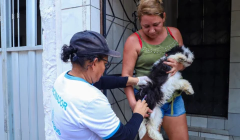 Processo seletivo abre inscrições para 300 vagas de vacinadores em Manaus