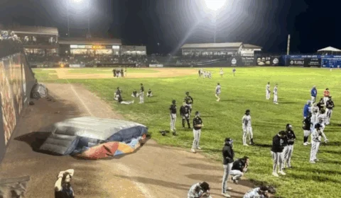 Menino de cinco anos morre após castelo inflável  levantar voo