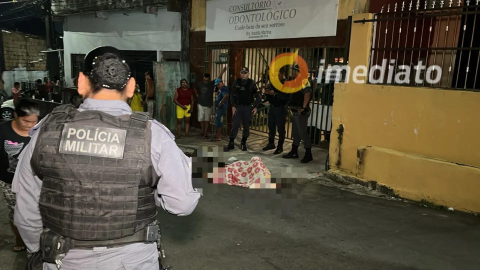 Adolescente de 17 anos é sequestrado ao sair da escola e executado a tiros no bairro Compensa