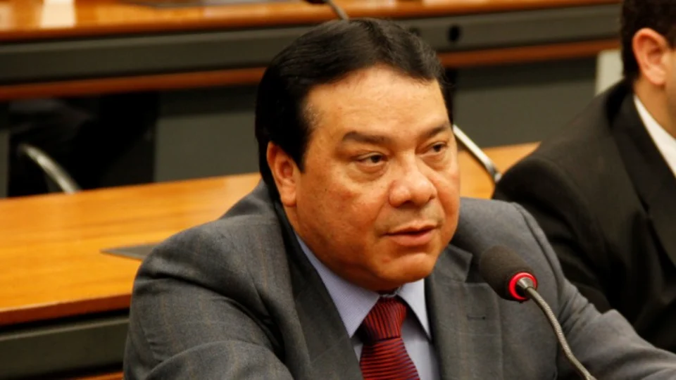 MPE-AM impugna Candidatura de Adail Pinheiro à Prefeitura de Coari