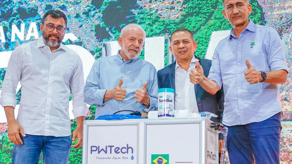 A pedido de Wilson Lima, Governo Federal assina termos para pavimentação de trecho da BR-319 e início de dragagem no AM