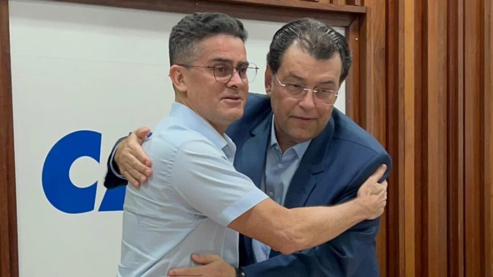 Eduardo Braga, aliado de David Almeida, é indiciado pela Polícia Federal por corrupção