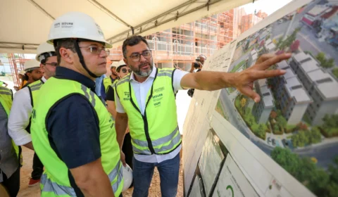 Wilson Lima afirma que até 2026 mais de 24 mil soluções de moradias serão entregues em Manaus