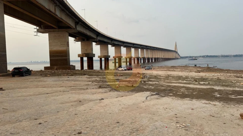 Seca histórica: Rio Negro desce mais de 1,5 metro em apenas 6 dias de setembro
