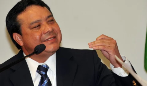 TRE-AM libera candidatura de Adail Pinheiro, condenado por exploração sexual, à Prefeitura de Coari