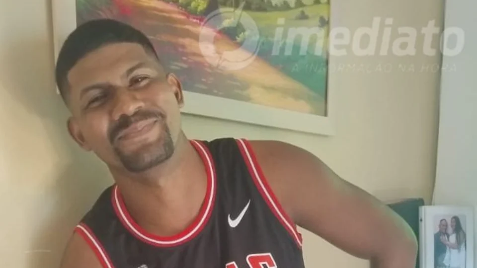 Família solicita ajuda para encontrar jovem que desapareceu ao sair do trabalho em Manaus