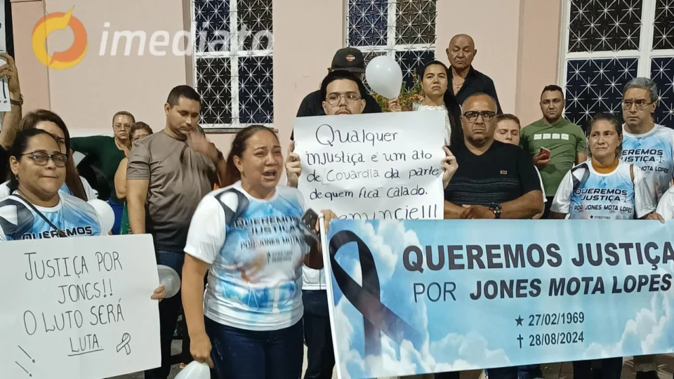 VÍDEOS: familiares pedem justiça por morte de homem linchado por motoqueiros em Manaus