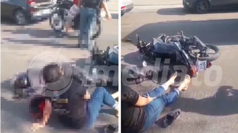 VÍDEOS: carreta passa por cima de roda de moto e deixa dois feridos na estrada da Ponta Negra