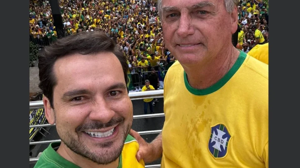 Capitão Alberto Neto e Professora Maria do Carmo participam de ato democrático da direita no 7 de setembro