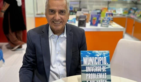 Escritor amazonense lança livro na Bienal do Livro de São Paulo