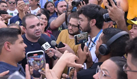 “Vamos trabalhar duro para diminuir o lixo dos igarapés”, diz Roberto Cidade