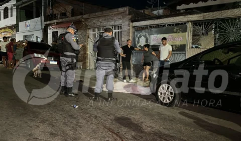 Homem com tornozeleira eletrônica é executado a tiros no bairro Compensa 2