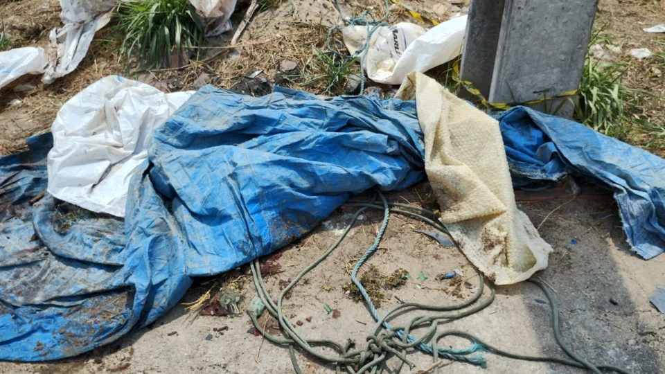 Corpo esquartejado é encontrado amarrado dentro de lona na Av. das Flores, no Cidade Nova